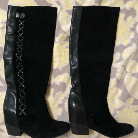 Gianni Bini Biden Wedge Boots - Picture 1 of 2